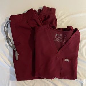Figs burgundy scrubs size small